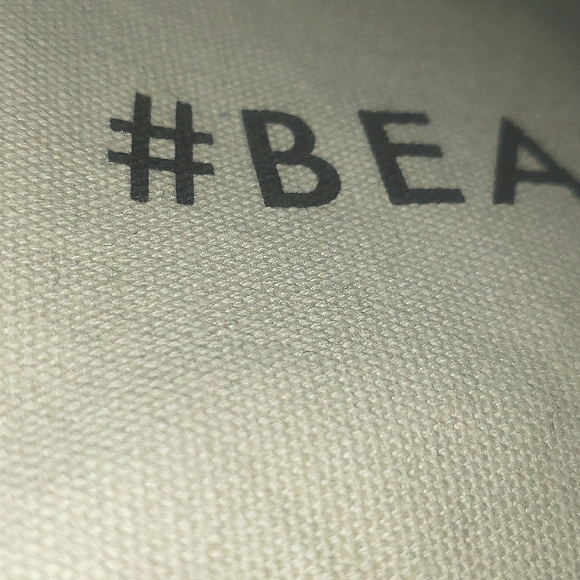 Danielle Creations Inspirational Beautiful Tassel Zip Top Tote Cosmetic Bag NWT - Picture 10 of 16